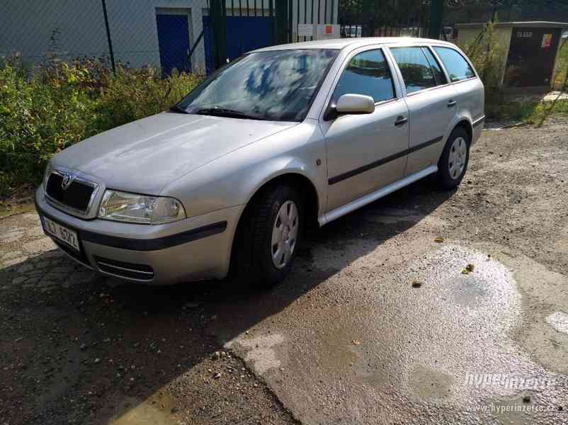 Škoda Octavia Combi 1.6 benzin 74 kW, rv 2000 - foto 3