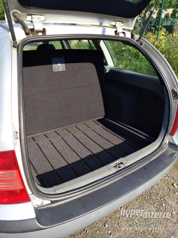 Škoda Octavia Combi 1.6 benzin 74 kW, rv 2000 - foto 6