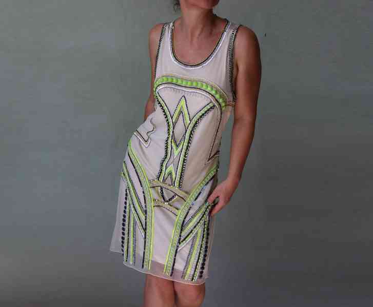 Nové smetanové šaty s korálky Miss Selfridge vel.44 - foto 3