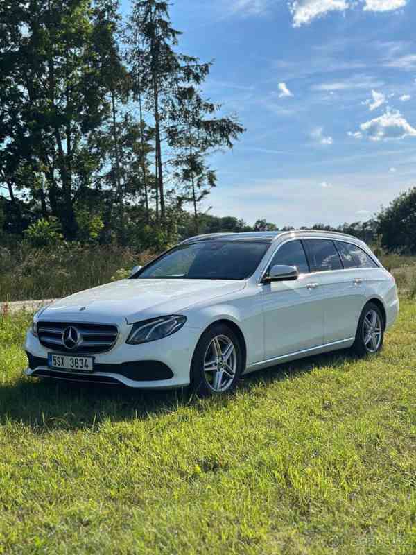 Mercedes-Benz Třídy E 2,0 E 220 d T  E220, nafta, 9s - foto 13