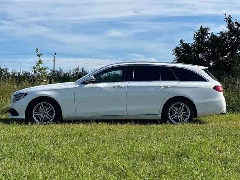 Mercedes-Benz Třídy E 2,0 E 220 d T  E220, nafta, 9s - foto 25