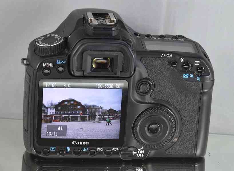 Canon EOS 40D **10,1Mp CMOS**Live View* 19000 Exp. - foto 6
