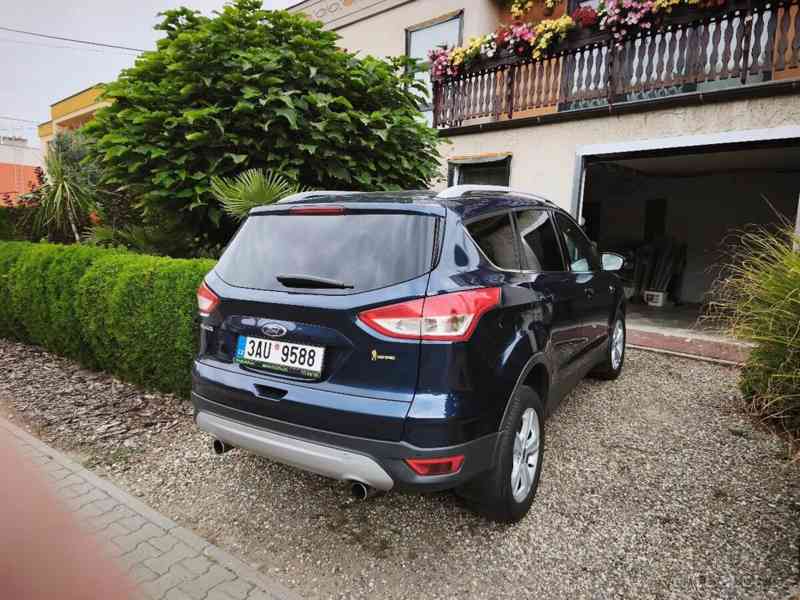 Ford Kuga - foto 2