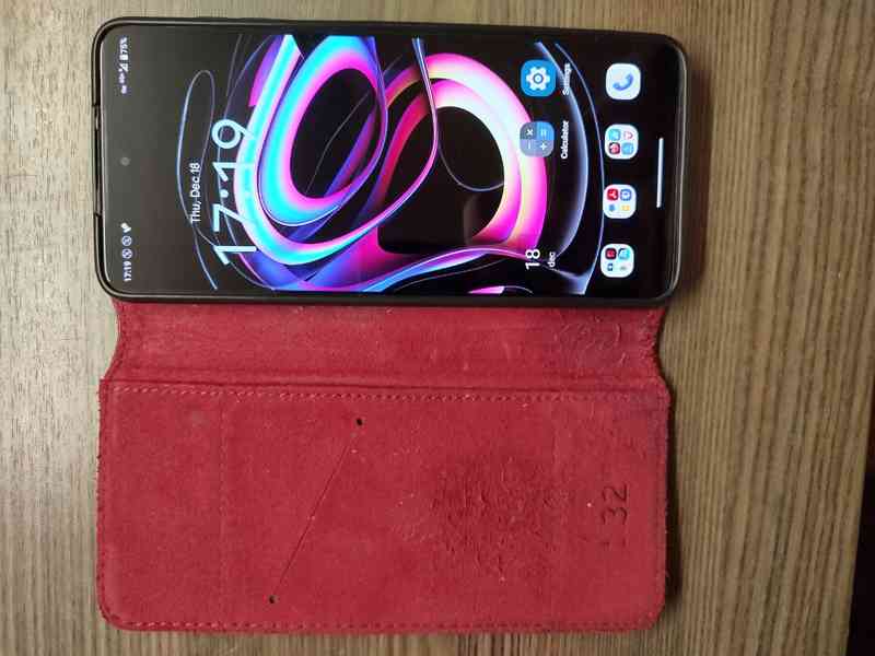 Prodàm mobilnì telefon za 3000 Kč - foto 3