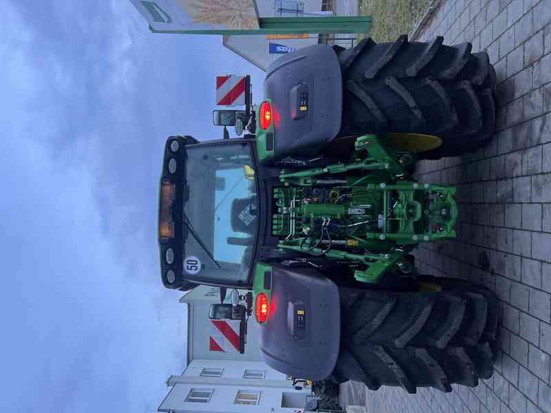 Traktor John Deere 6175R  - foto 2