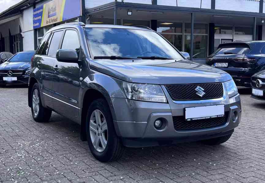 Suzuki Grand Vitara 2.0i Comfort+ benzín 103kw - foto 4