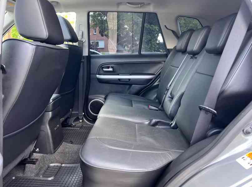 Suzuki Grand Vitara 2.0i Comfort+ benzín 103kw - foto 18