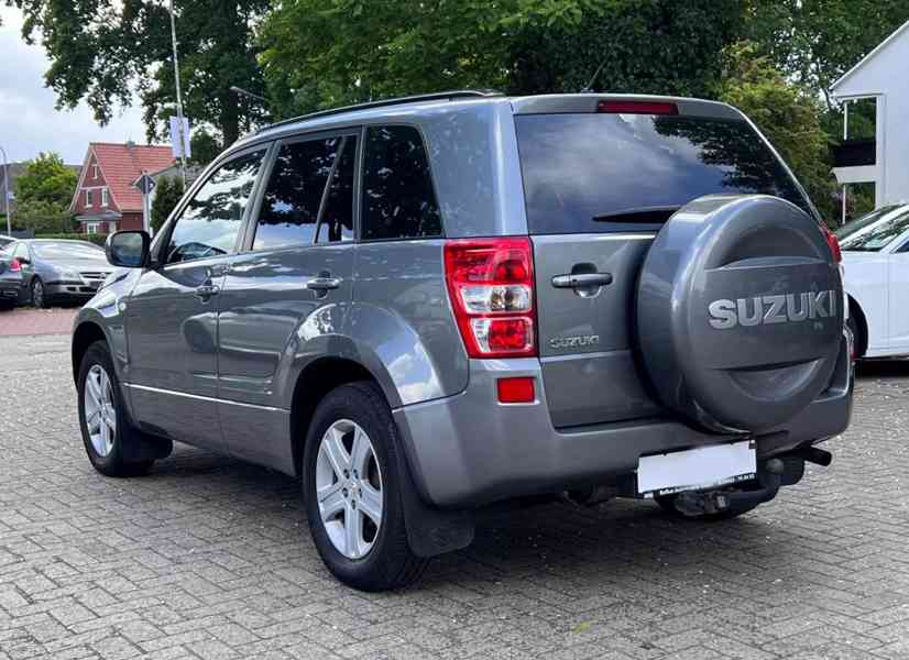 Suzuki Grand Vitara 2.0i Comfort+ benzín 103kw - foto 8