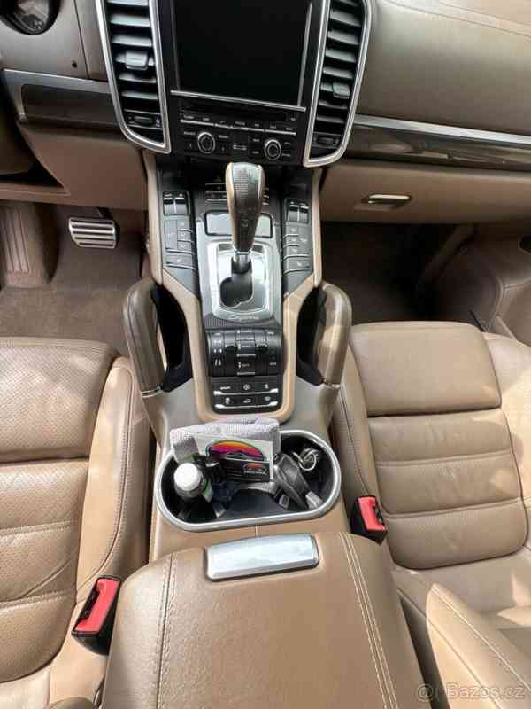 Porsche Cayenne 4,8   Turbo V8 580ps - foto 12
