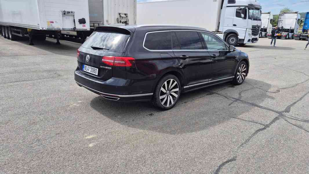 VOLKSWAGEN Passat  Variant 2.0 TDI DSG - foto 9