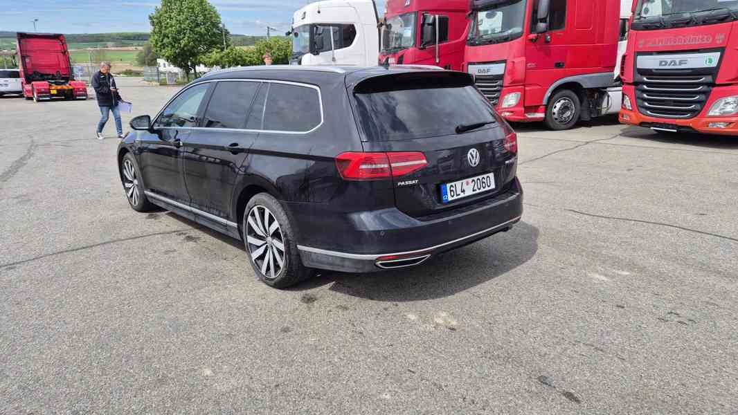 VOLKSWAGEN Passat  Variant 2.0 TDI DSG - foto 7