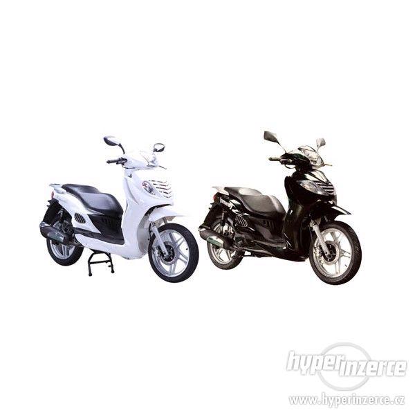 Skútr Jonway Explorer 125 - foto 1