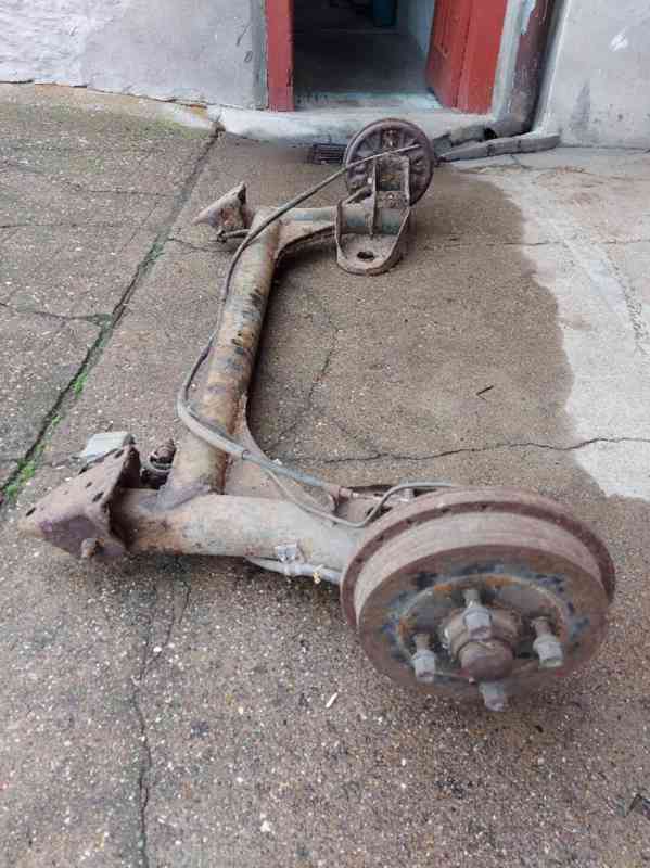 Zadní náprava Felicia Pick up / Felicia Fun - foto 2