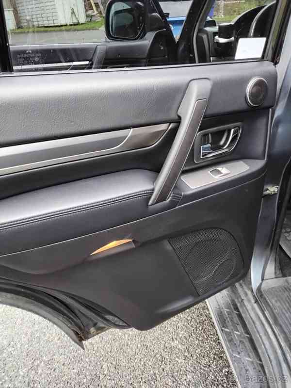 Mitsubishi Pajero - foto 10