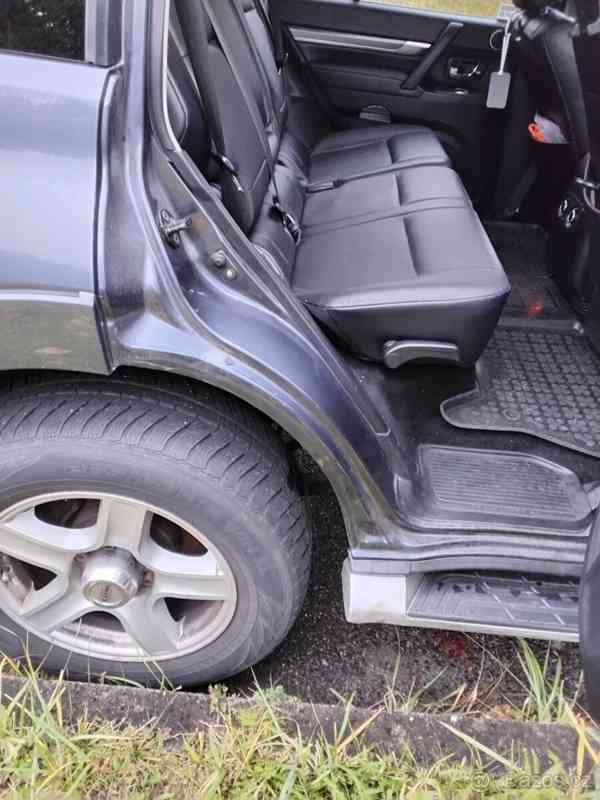 Mitsubishi Pajero - foto 18