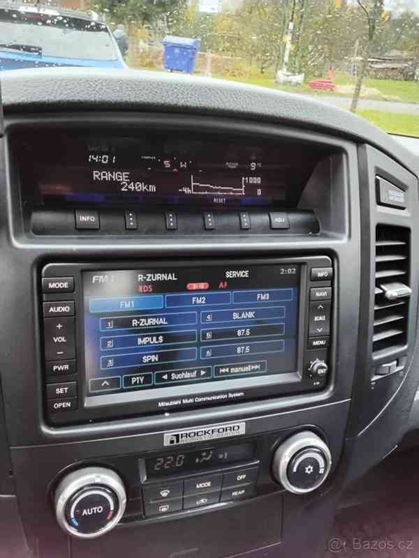 Mitsubishi Pajero - foto 12