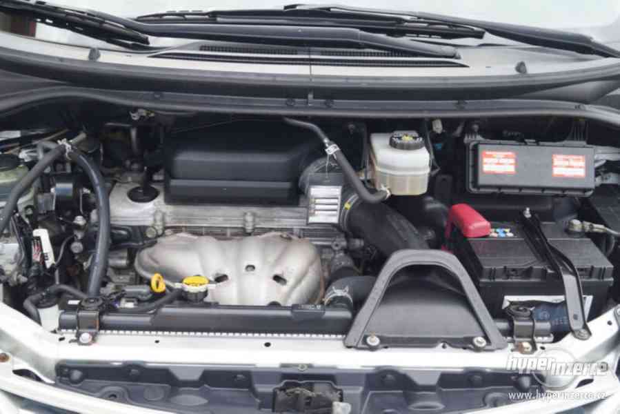 Toyota Previa2.4 Executive benzín 115kw - foto 15