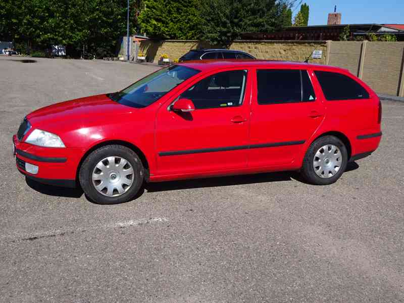 Škoda Octavia 1.9 TDI Combi r.v.2008 (77 KW) ČR - foto 3
