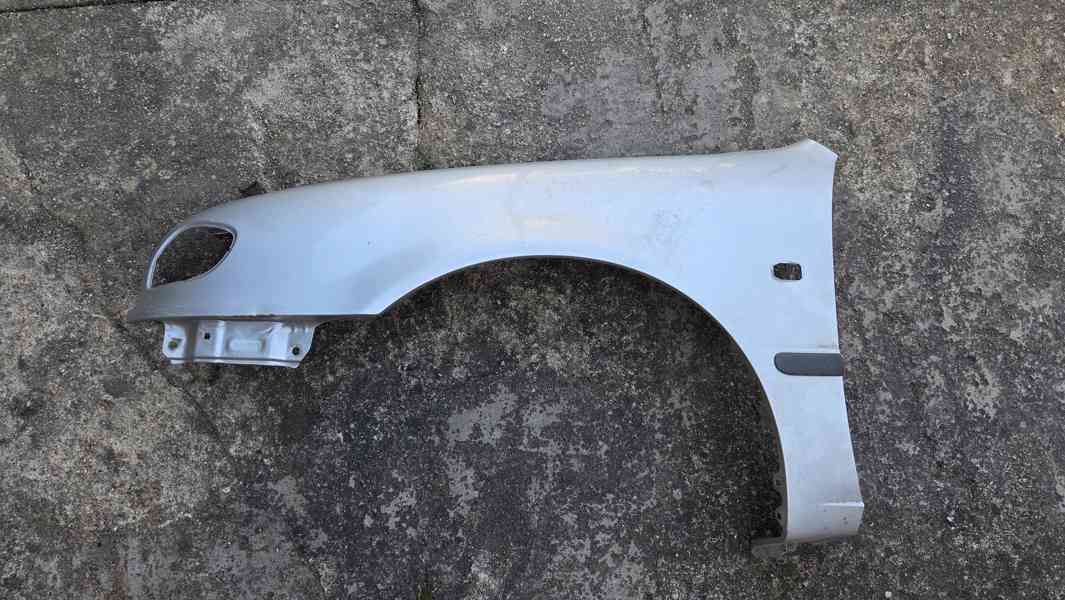 Díly Toyota Corolla E11 1.4 VVTI - foto 2