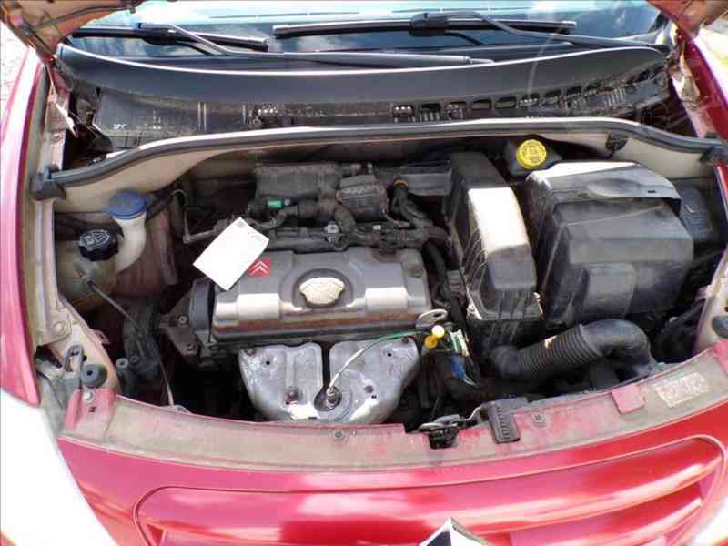 Citroën C3 1,1 i SERVISNÍ KNIHA-STK V CENĚ - foto 12