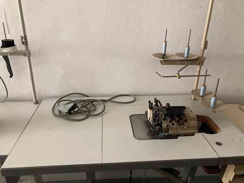 Overlock, 4nitný, 380V - bazar - Hyperinzerce.cz