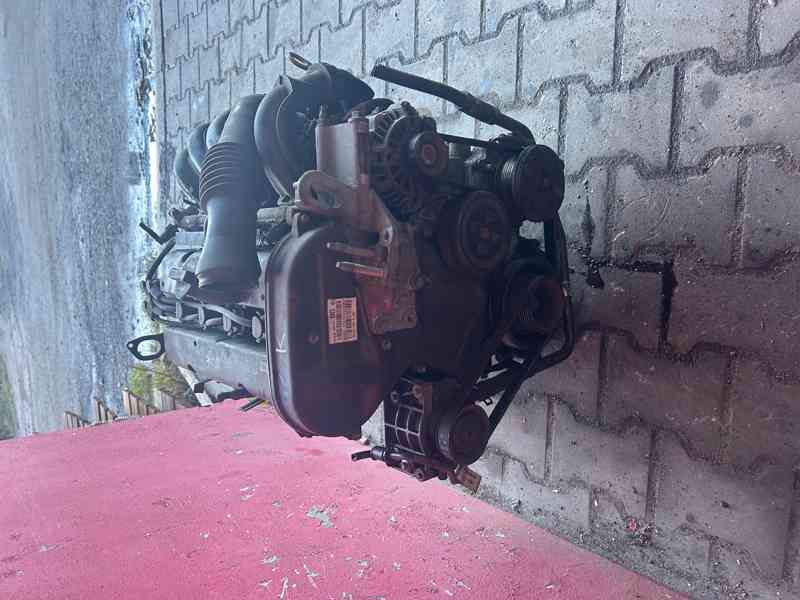 Motor 1,4 16V 59KW FXJA Ford Fusion fiesta komplet - foto 2