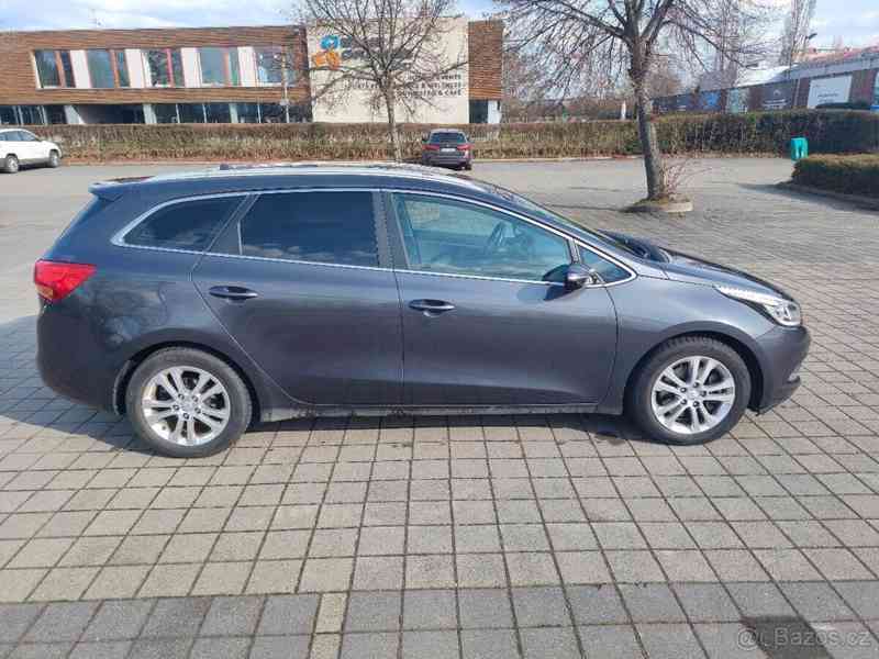 Kia Ceed SW 1,6 - foto 17
