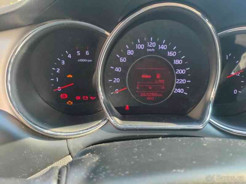 Kia Ceed SW 1,6 - foto 9
