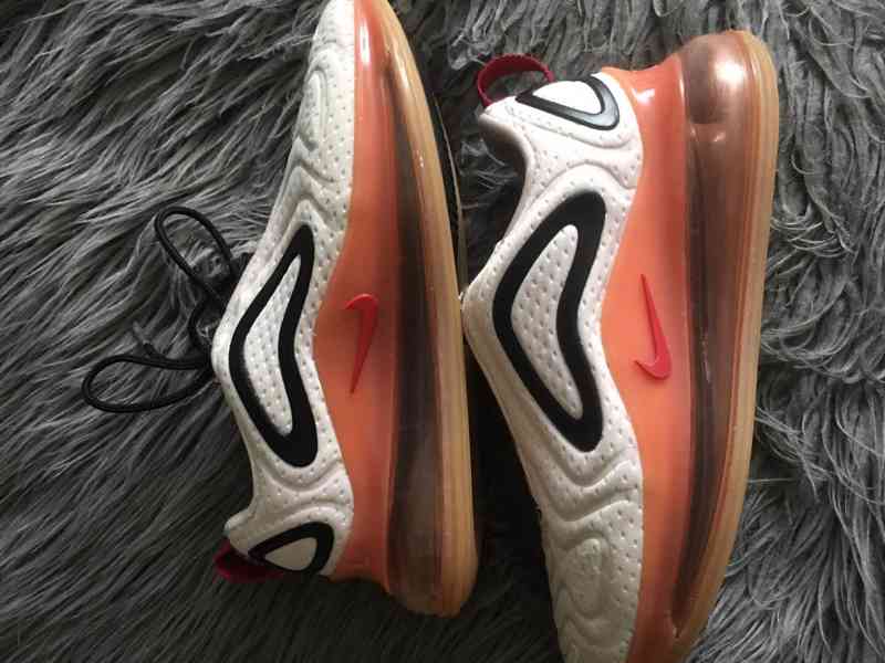 Tenisky Nike Air Max 720 vel.36,5 - foto 6