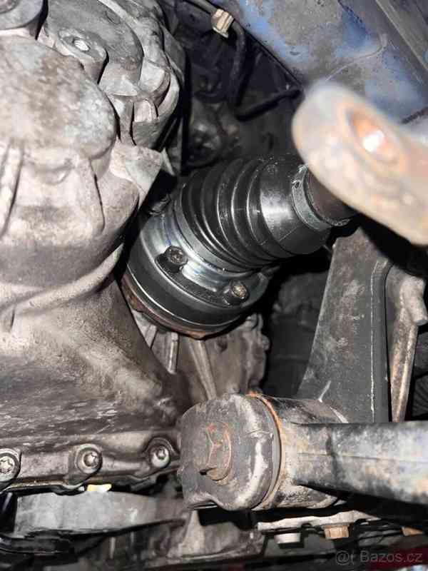 Volkswagen Caddy 2,0   Maxi, TDi, r.v. 2008 - foto 10