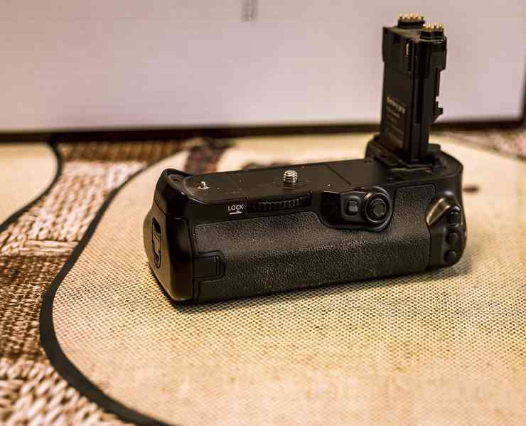 Zrcadlovka Canon Eos 7D Mark II - foto 4