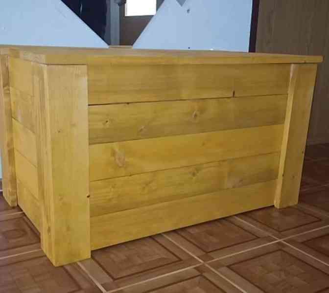 Dřevěná truhla  - foto 3