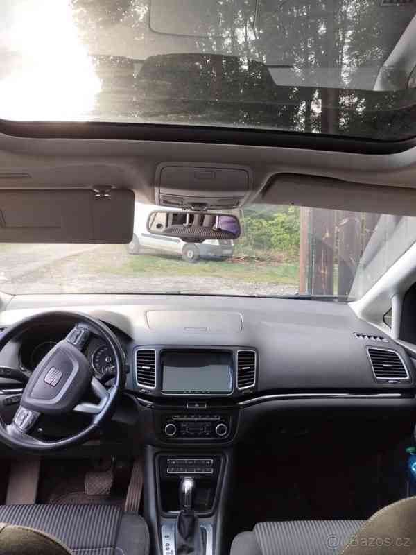 Seat Alhambra 2,0   NM 125/kw Panorama střecha - foto 8