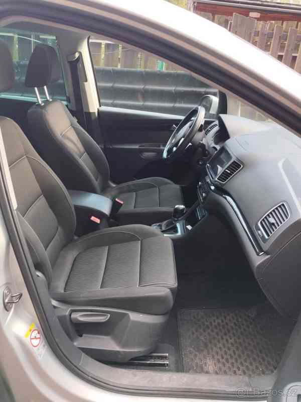Seat Alhambra 2,0   NM 125/kw Panorama střecha - foto 4