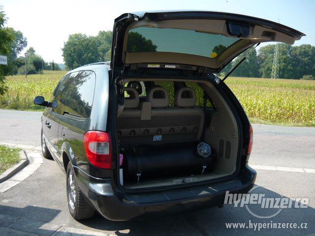 Chrysler Grand Voyager 3,3  LPG LIMITED ČR 2001 - foto 6