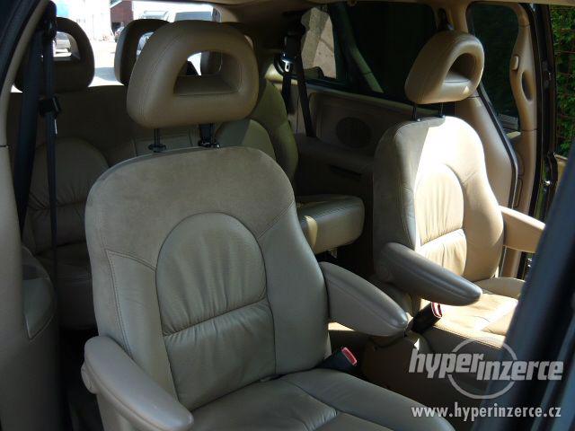 Chrysler Grand Voyager 3,3  LPG LIMITED ČR 2001 - foto 9