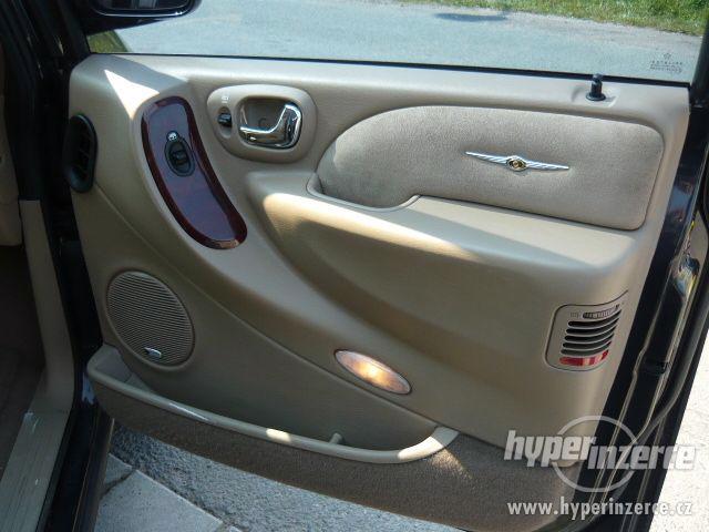 Chrysler Grand Voyager 3,3  LPG LIMITED ČR 2001 - foto 12