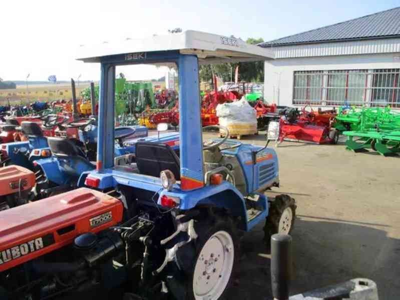 Malotraktor iseki Sial 15 se stříškou - foto 2