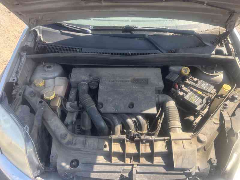 Ford Fusion 1,4 59KW FXJB prodám díly z vozu - foto 6