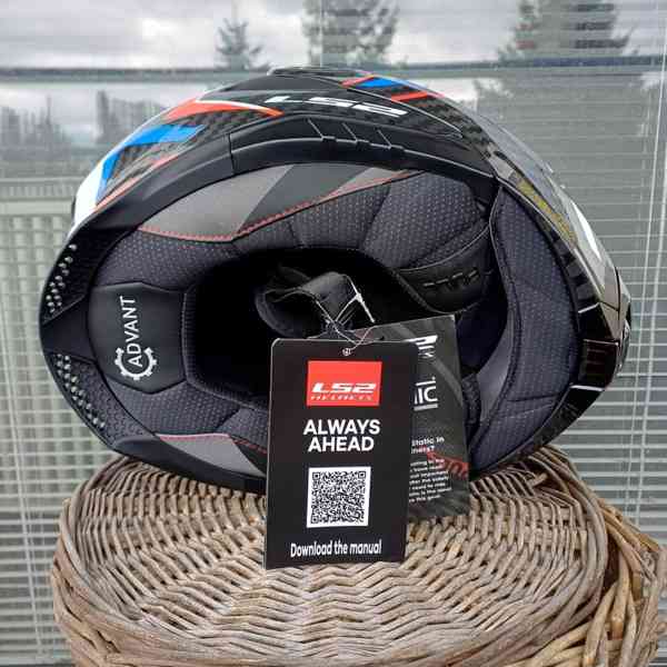 Silniční překlápěcí přilba LS2 ADVANT X CARBON FUTURE II - foto 9