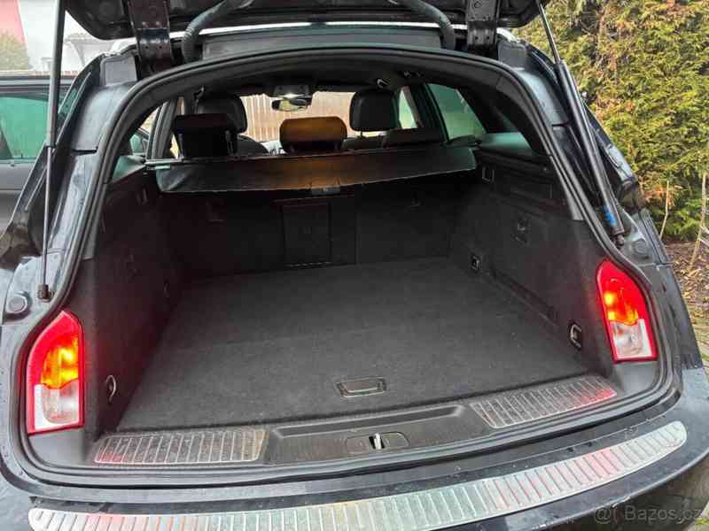 Opel Insignia 2,0   TDI Sport Tourer 4x4, BOSE - foto 7