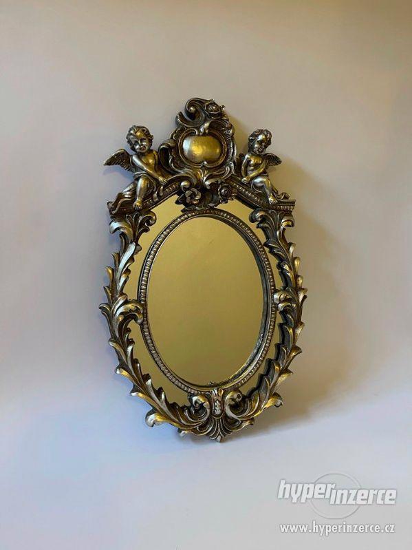 Stříbrné zámecké zrcadlo - andělé - foto 1