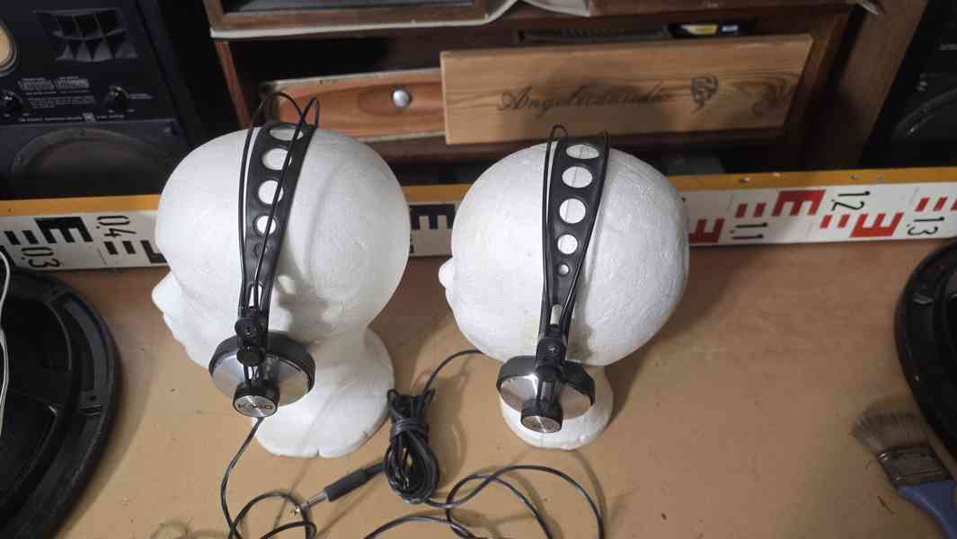 Sluchátka AKG K140 - foto 4