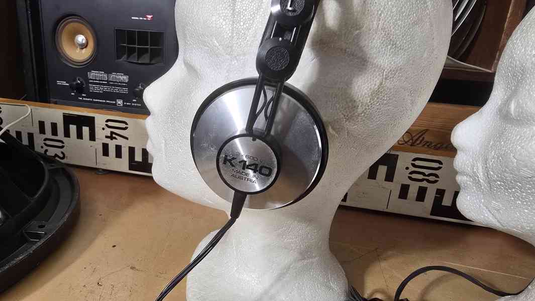 Sluchátka AKG K140 - foto 2