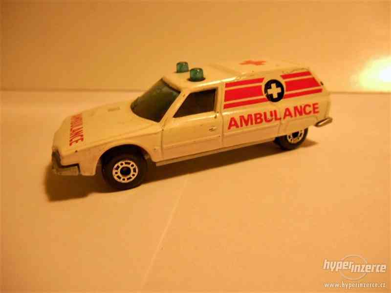 &#8203;Matchbox Citroen CX Ambulance No 12 1979 - foto 2