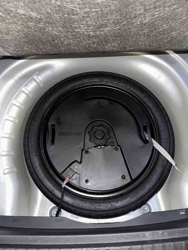 Škoda Octavia 2,0   TDI First Edition - foto 19