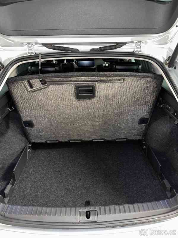 Škoda Octavia 2,0   TDI First Edition - foto 16