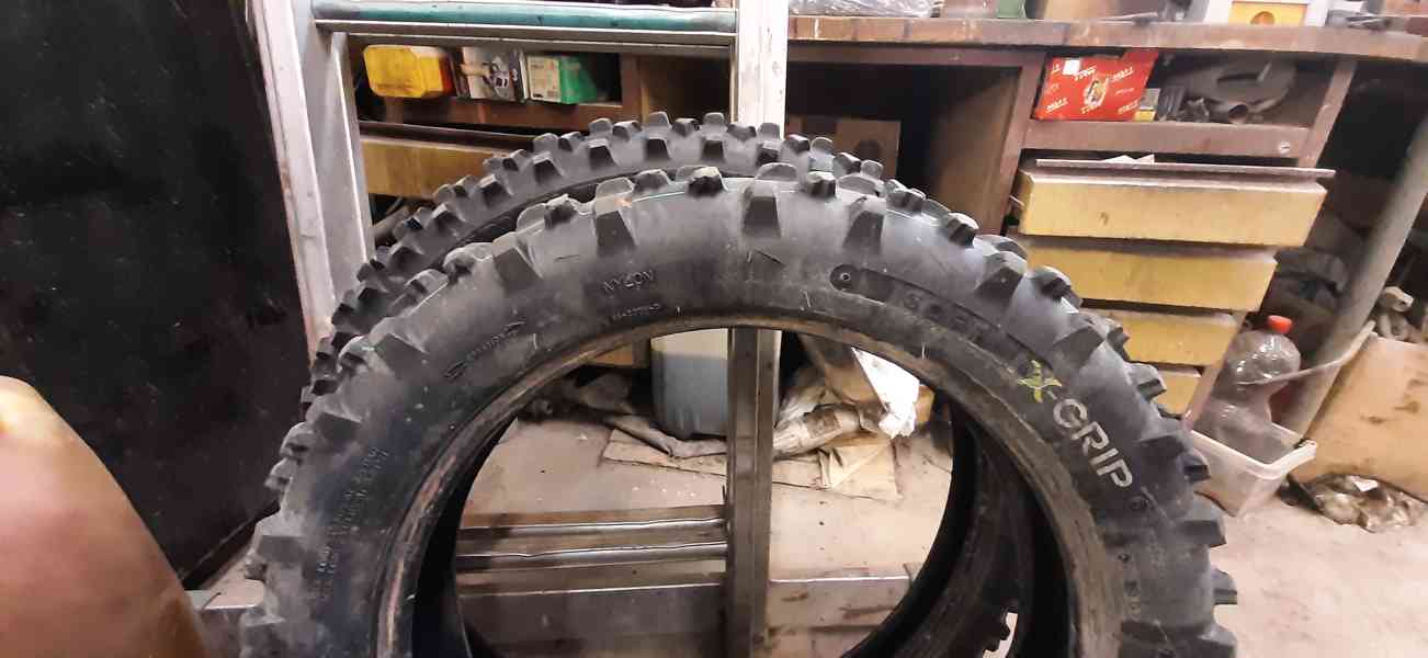 Enduro pneu 18 @ 21 - foto 4