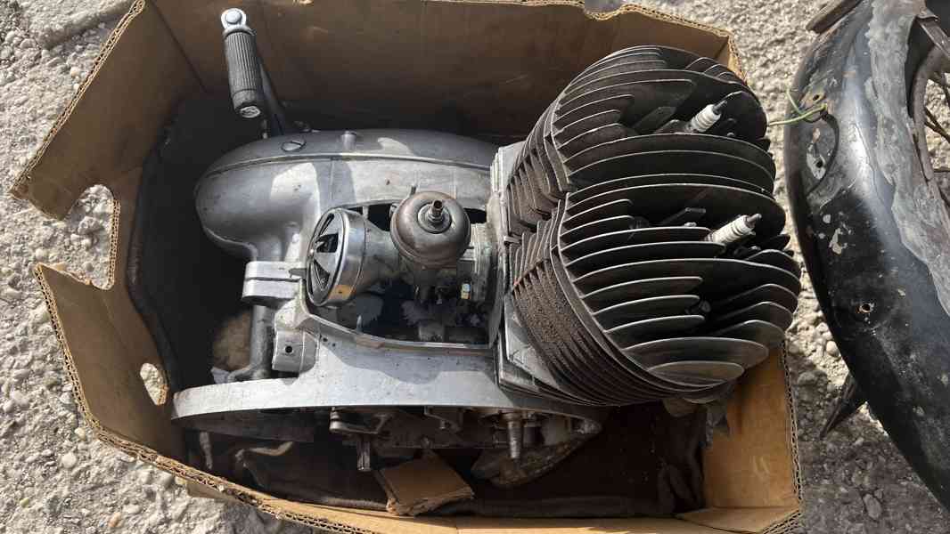 Jawa díly pérák  - foto 4