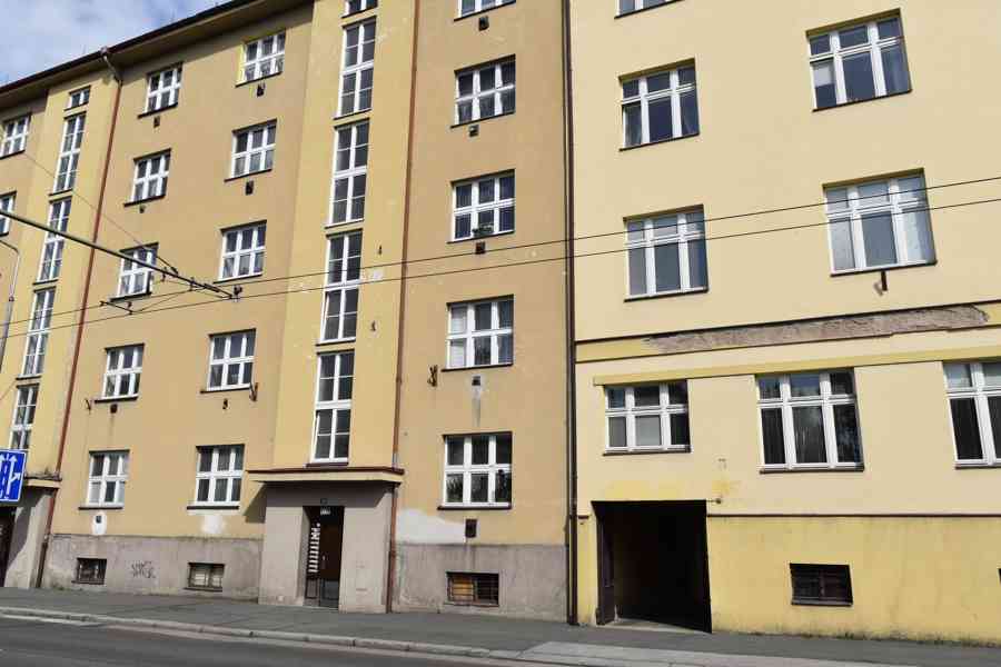 Nadstandardní byt s dispozicí 2+kk v centru Hradce Králové - foto 18